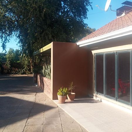 River-Ridge Guest House Gaborone Exteriör bild