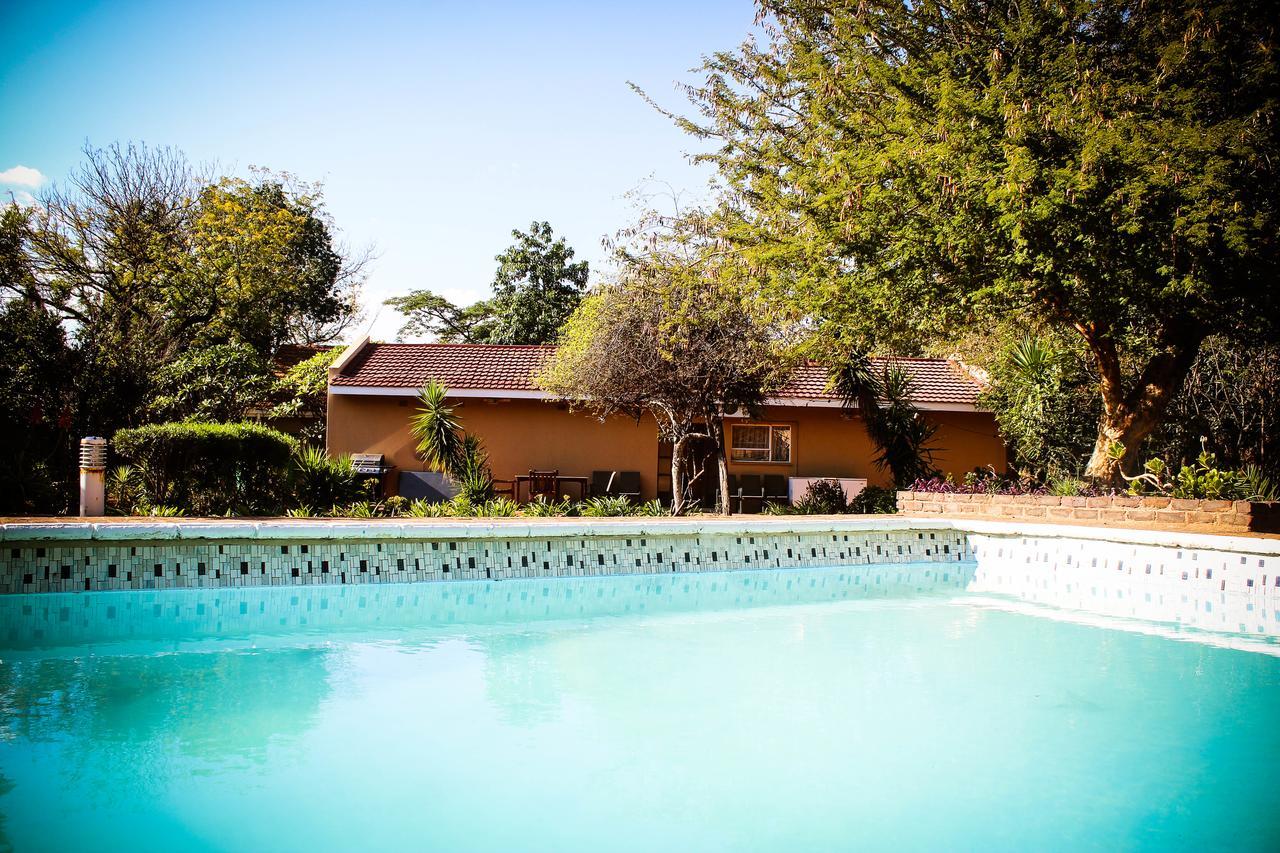 River-Ridge Guest House Gaborone Exteriör bild